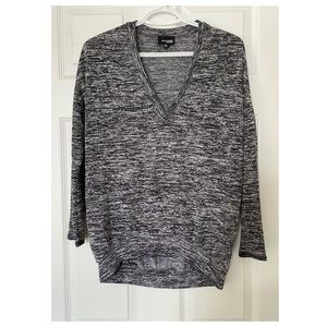 Wilfred Free top